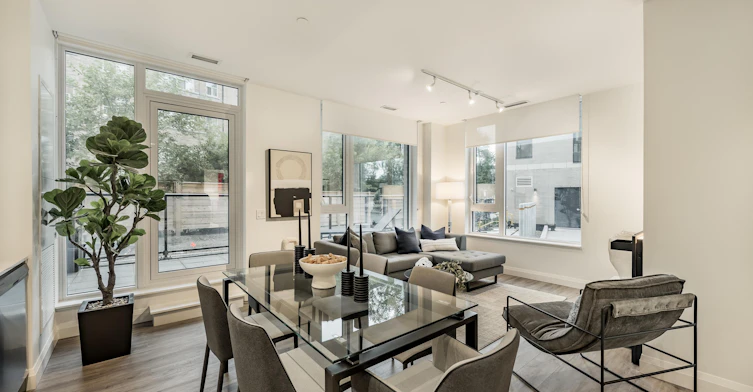 311-299 The Kingsway, Toronto, ON, M9A 3A9 - 4