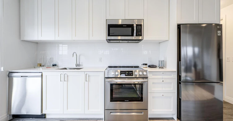 407-299 The Kingsway, Toronto, ON, M9A 3A9 - 70