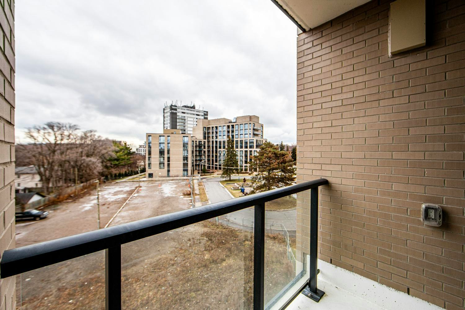 524-9 Saint Stevens Court, Toronto, ON, M9A 0E9 - 20