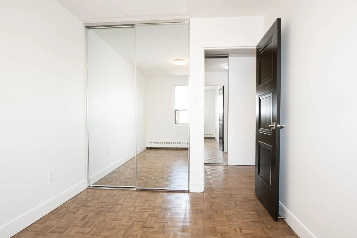7433-508-7433 Yonge St. And, Vaughan, ON, L3T 2B6 - 5