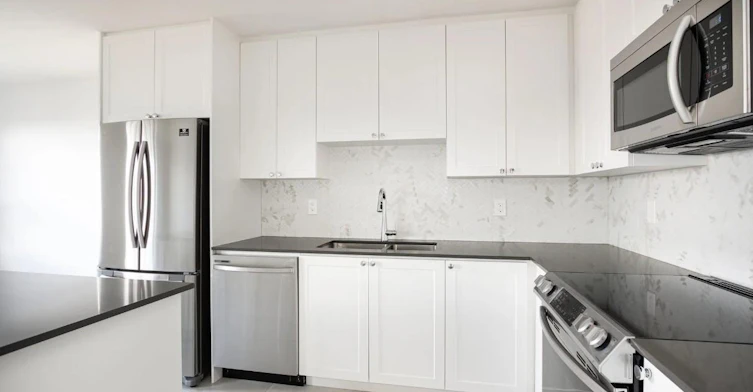 7433-508-7433 Yonge St. And, Vaughan, ON, L3T 2B6 - 3