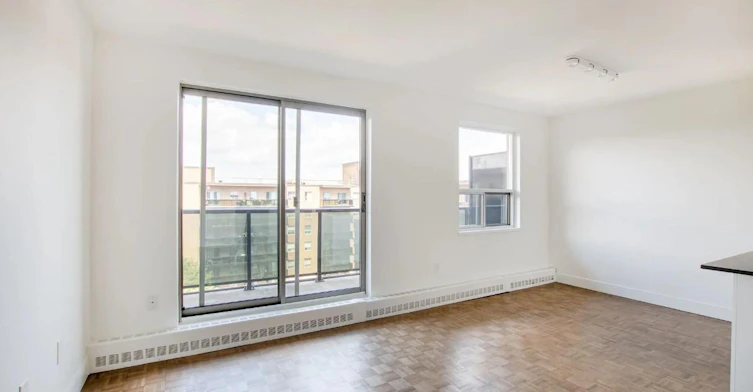 7433-508-7433 Yonge St. And, Vaughan, ON, L3T 2B6 - 4