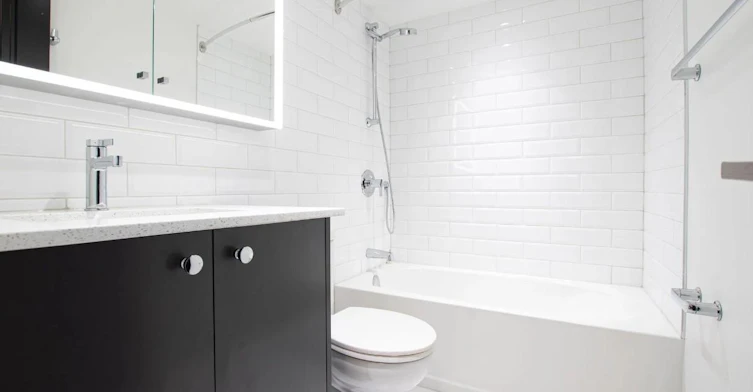 7433-508-7433 Yonge St. And, Vaughan, ON, L3T 2B6 - 8