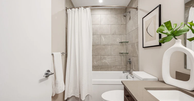 331-45 East Gorge Road, Victoria, BC, V9A 0J8 - 10