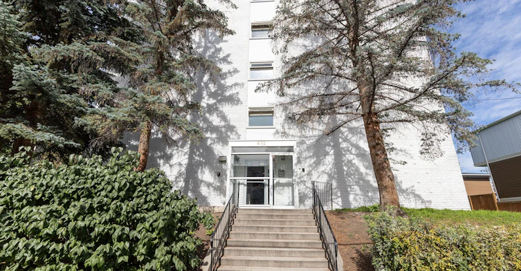 612 4 Avenue NE, Calgary, AB, T2E 0K2 - 12