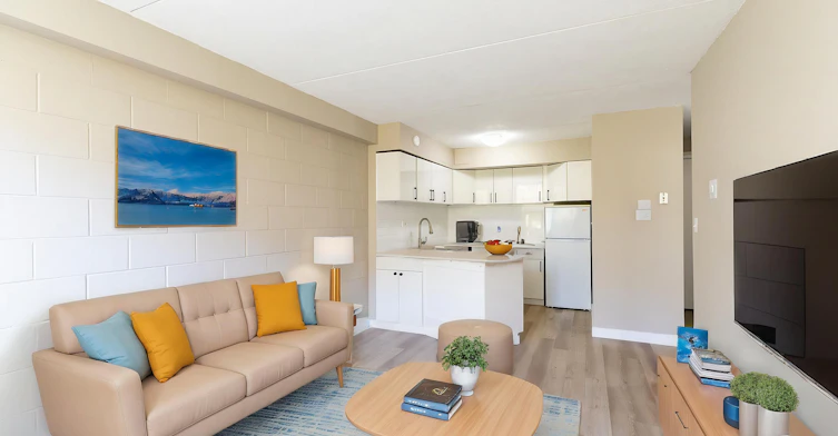 612 4 Avenue NE, Calgary, AB, T2E 0K2 - 8
