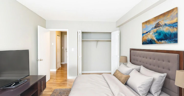 612 4 Avenue NE, Calgary, AB, T2E 0K2 - 5