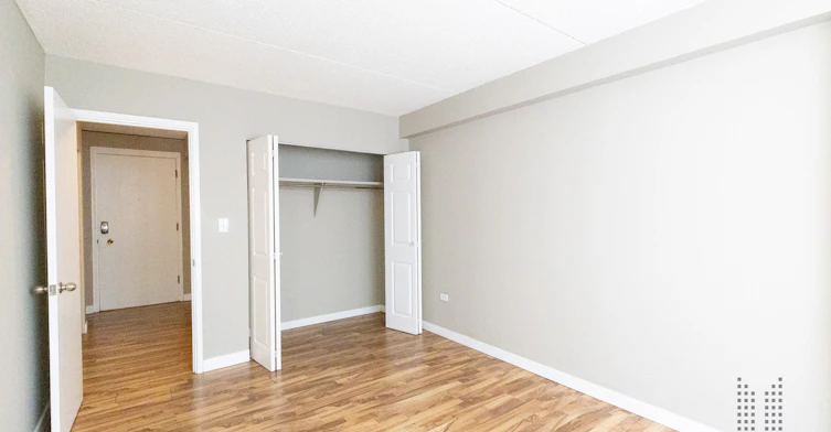 612 4 Avenue NE, Calgary, AB, T2E 0K2 - 17