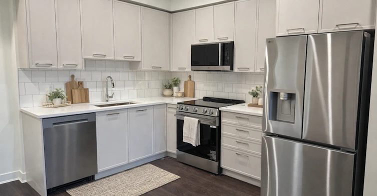 202-5382 200 Street, Langley, BC, V3A 1N8