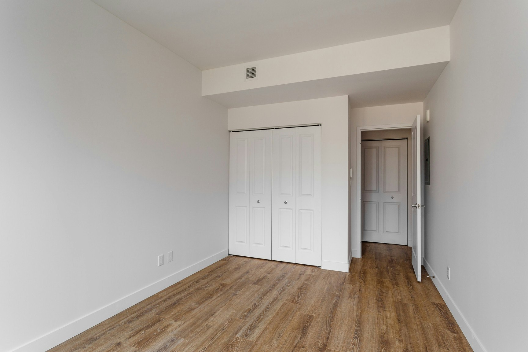 907-7407 Mountain Rue Sights, Montréal, QC, H4P 0B6 - 22