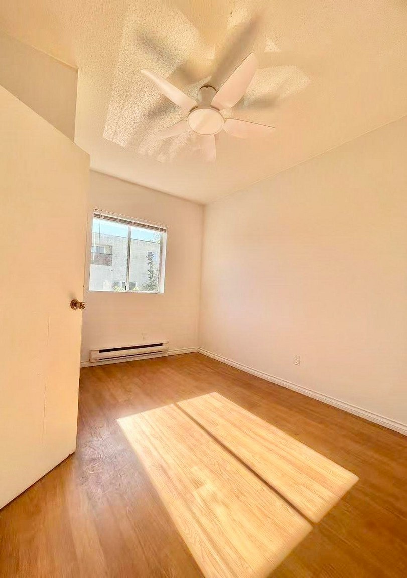3290 Main Street, Vancouver, BC, V5V 3M5 - 3