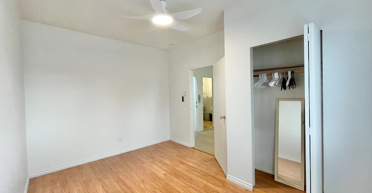 3290 Main Street, Vancouver, BC, V5V 3M5