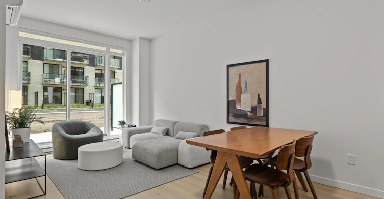 150 Du Séminaire Rue, Montréal, QC, H3C 2A3 - 8