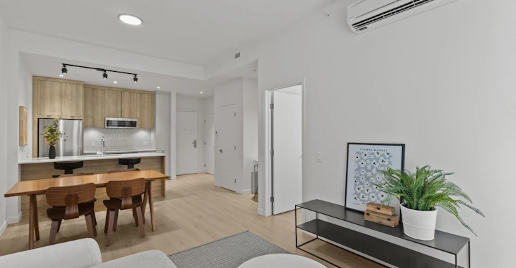 150 Du Séminaire Rue, Montréal, QC, H3C 2A3 - 9