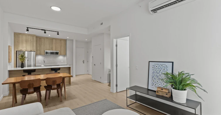 150 Du Séminaire Rue, Montréal, QC, H3C 2A3 - 9