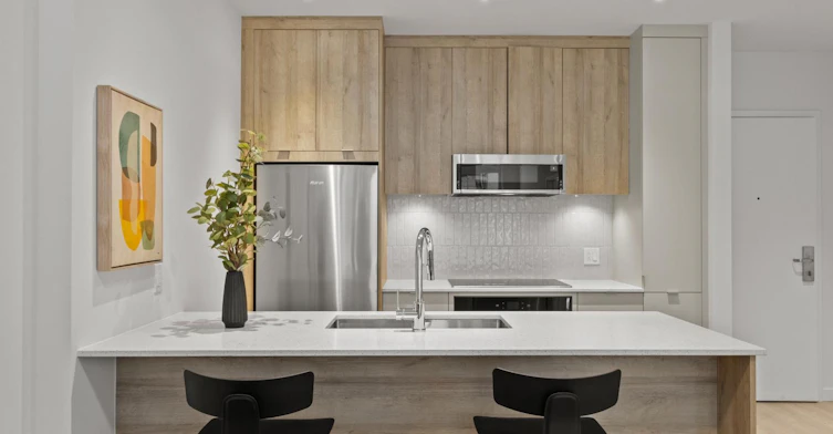 150 Du Séminaire Rue, Montréal, QC, H3C 2A3 - 3