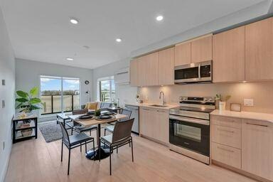 2204-1520 Mckenzie Avenue, Saanich, BC, V8N 0C3 - 13