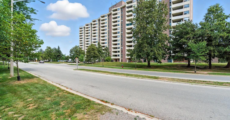 1014-1260 Marlborough Court, Oakville, ON, L6H 3H5 - 6