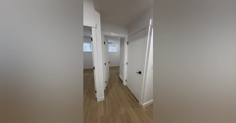 116 43 Avenue Northeast, Calgary, AB, T2E 3A9 - 8