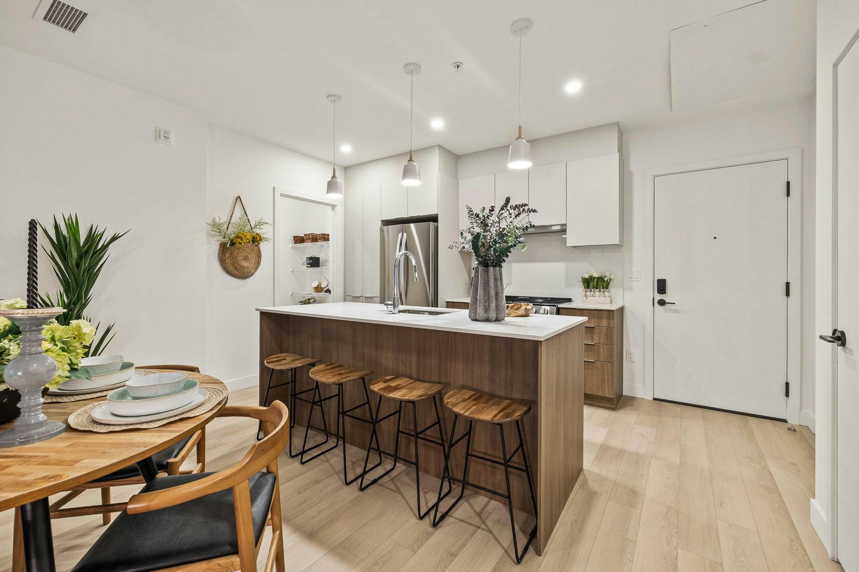 601 Mountaineer Private, Ottawa, ON, K1G 6Y8 - 8