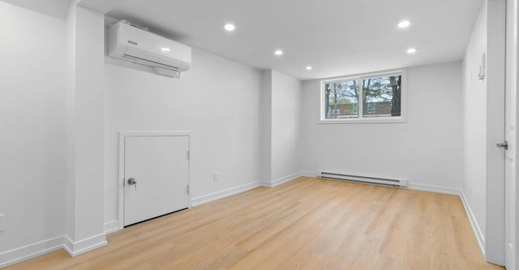 B-1408 Appleton Drive, Ottawa, ON, K1B 3X6 - 3