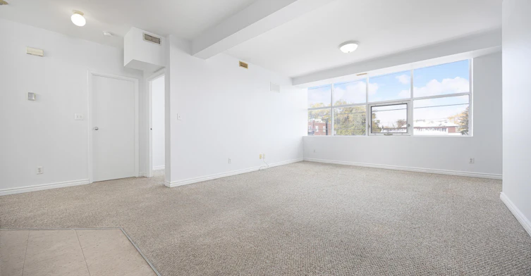 4-3433 Bathurst Street, Toronto, ON, M6A 2C3 - 8