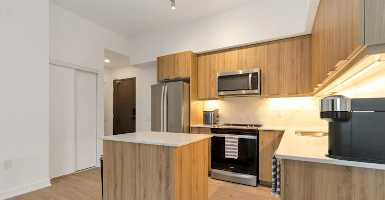 1107 - 56 Lakeside Terrace-56 Lakeside Terrace, Barrie, ON, L4M 0L4 - 2
