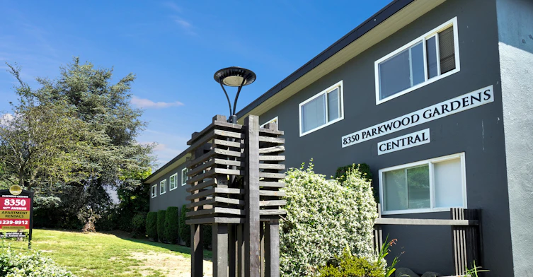 C201-8350 11th Avenue, Burnaby, BC, V3N 2P4