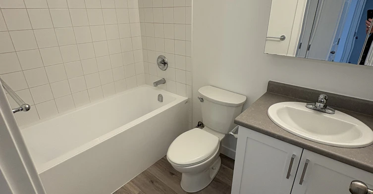 C201-8350 11th Avenue, Burnaby, BC, V3N 2P4 - 7