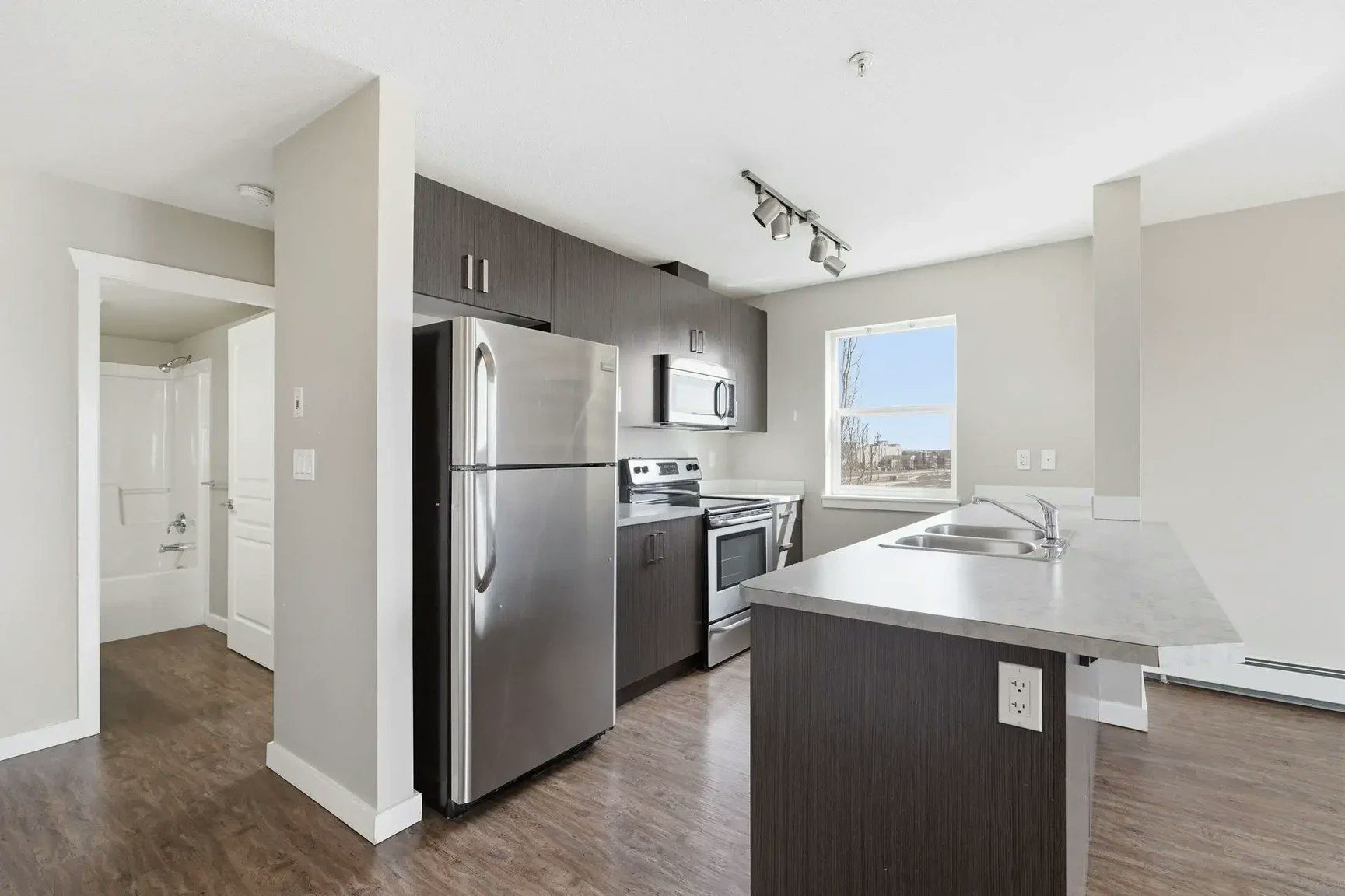 212-217 Lake Street, Red Deer County, AB, T4E 1B9 - 16