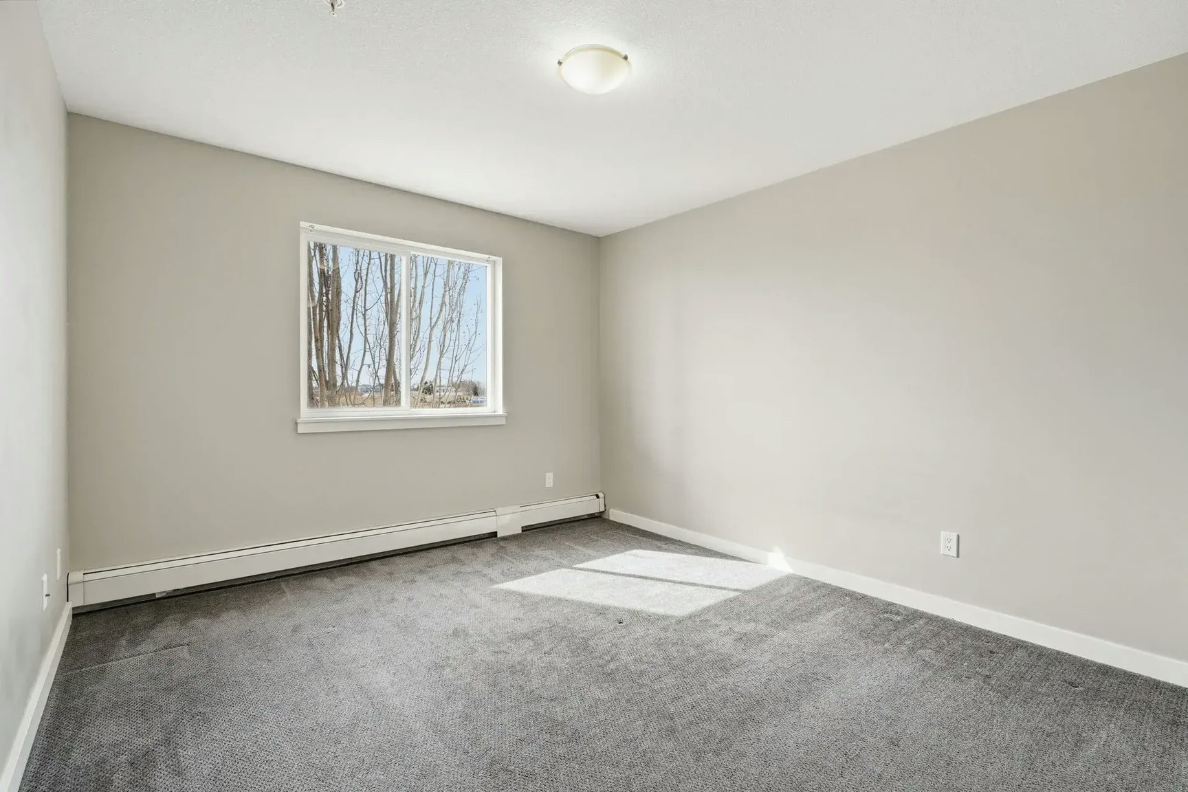 212-217 Lake Street, Red Deer County, AB, T4E 1B9 - 8