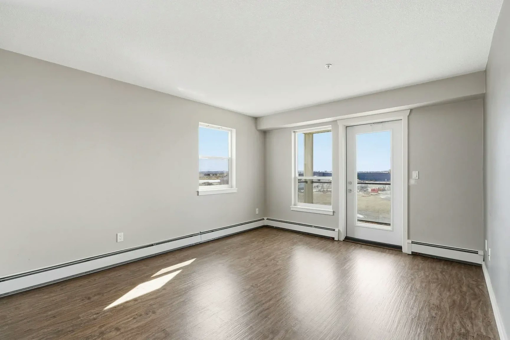 409-217 Lake Street, Red Deer County, AB, T4E 1B9 - 2