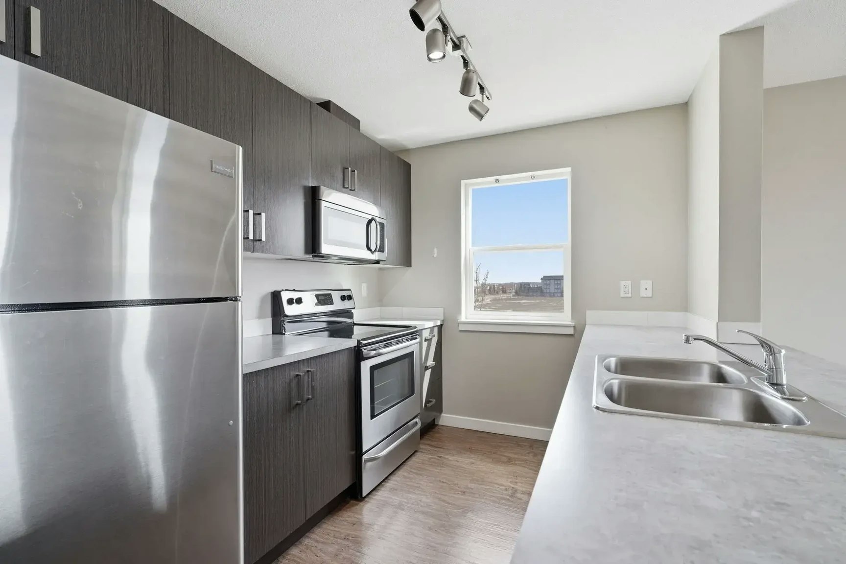 409-217 Lake Street, Red Deer County, AB, T4E 1B9 - 37