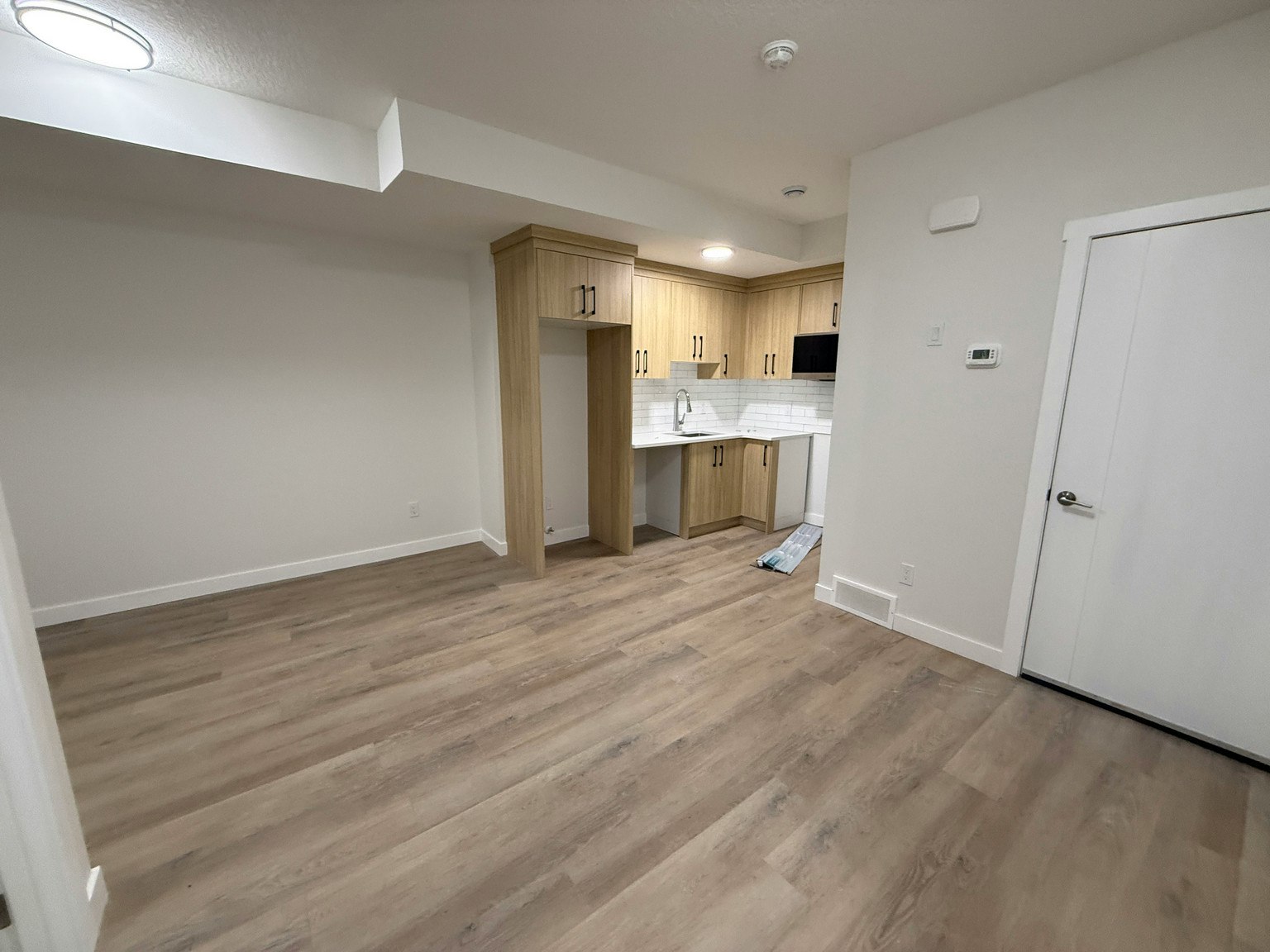 1505 36 Street Southeast, Calgary, AB, T2A 1C5 - 3