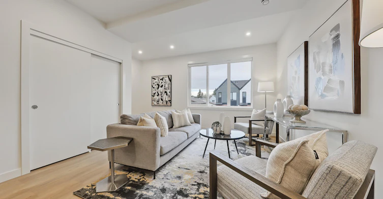 930 38 Street Southwest, Calgary, AB, T3C 1T3 - 4