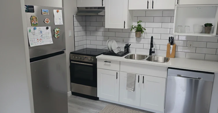 10047 154 Street, Edmonton, AB, T5P 2H1 - 2