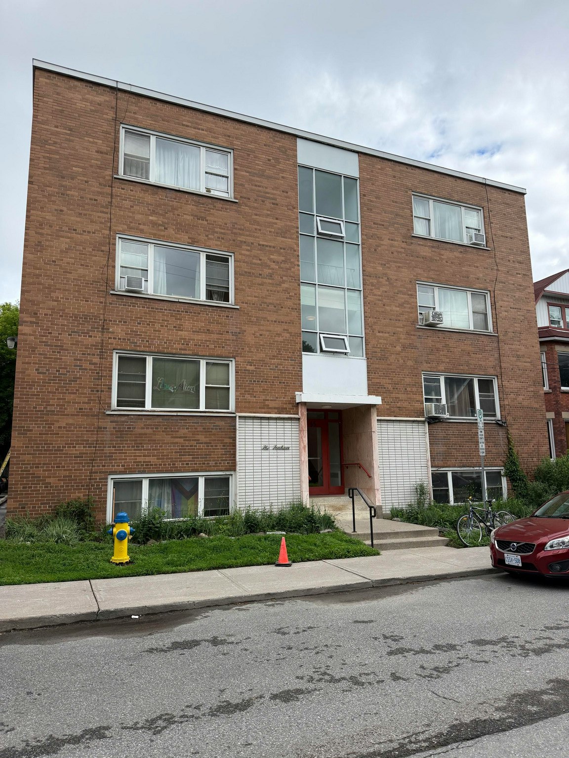 104-55 Park Avenue, Ottawa, ON, K2P 1B1