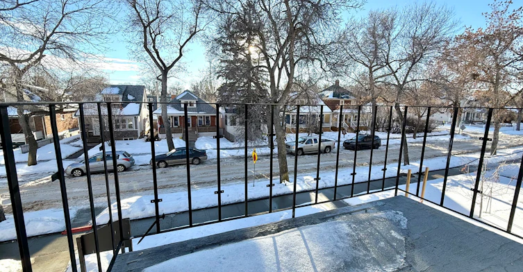 9932 88 Avenue Northwest, Edmonton, AB, T6E 2R5 - 5