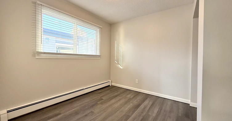 9932 88 Avenue Northwest, Edmonton, AB, T6E 2R5