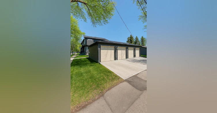 8903 123 Avenue Northwest, Edmonton, AB, T5B 3W6 - 28