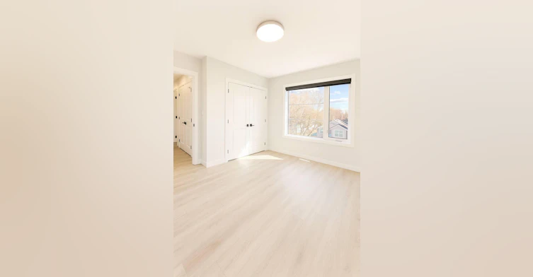 8903 123 Avenue Northwest, Edmonton, AB, T5B 3W6 - 14