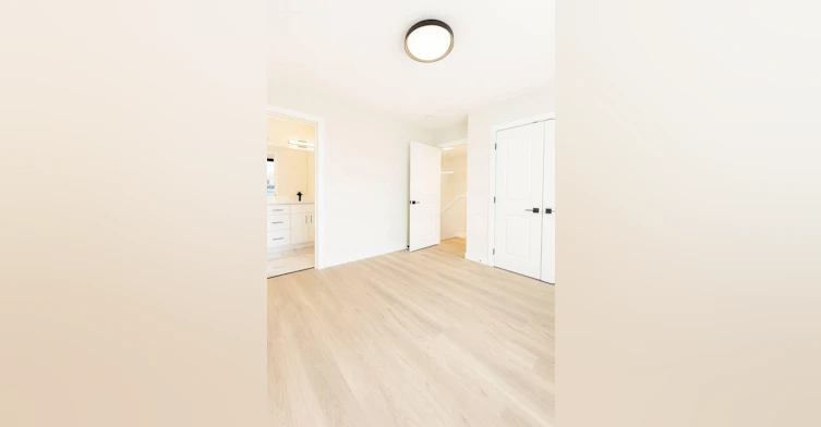8903 123 Avenue Northwest, Edmonton, AB, T5B 3W6 - 13