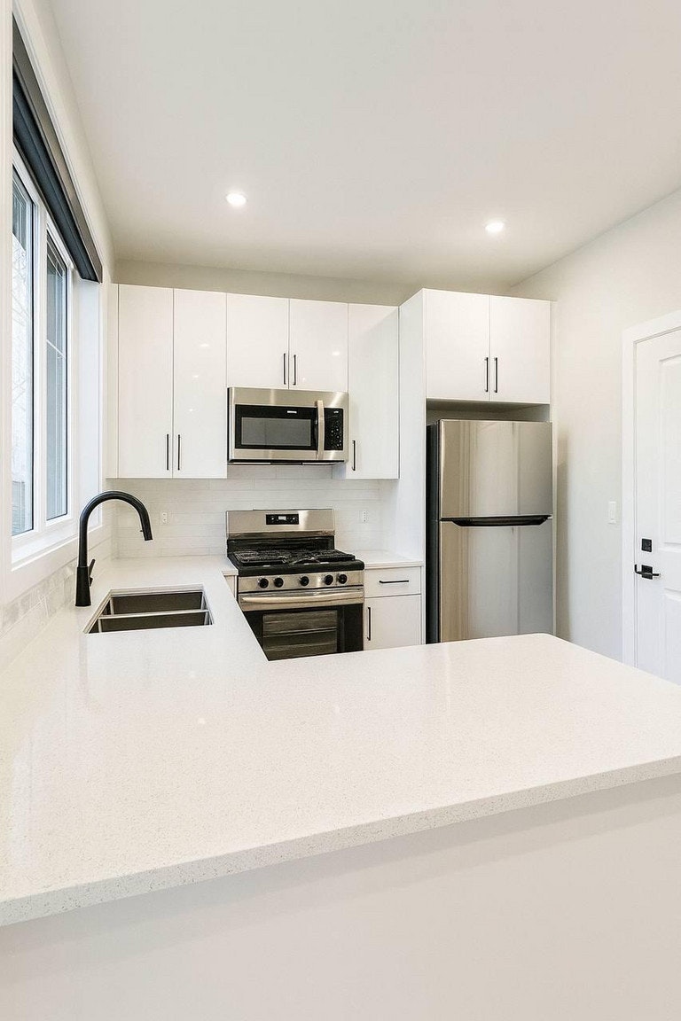 8903 123 Avenue Northwest, Edmonton, AB, T5B 3W6 - 3