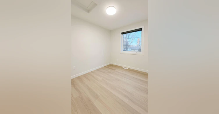 8903 123 Avenue Northwest, Edmonton, AB, T5B 3W6 - 17