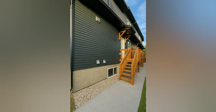8903 123 Avenue Northwest, Edmonton, AB, T5B 3W6 - 11