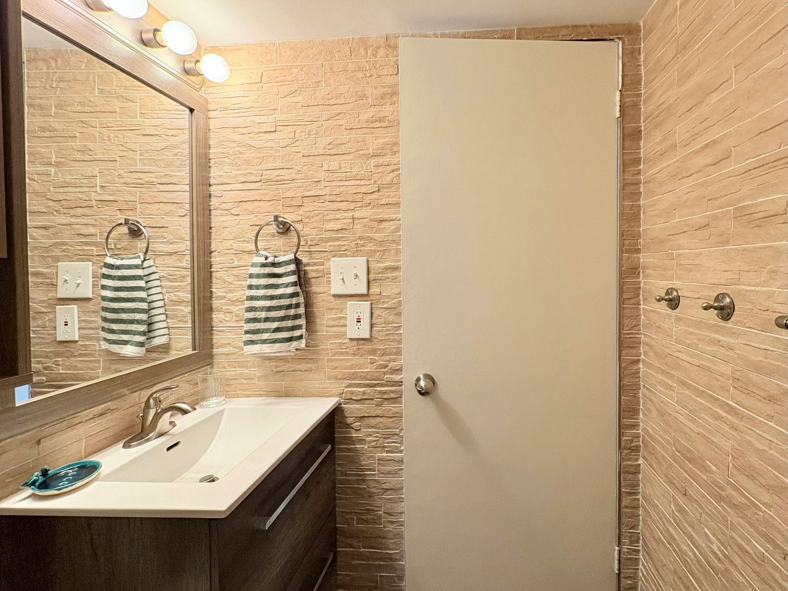 402-313 20 Avenue Southwest, Calgary, AB, T2S 0E6 - 15