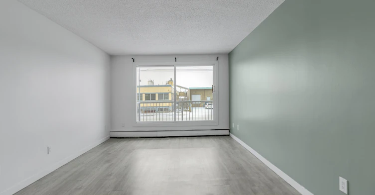 8640 106 Avenue Northwest, Edmonton, AB, T5H 0M7 - 10