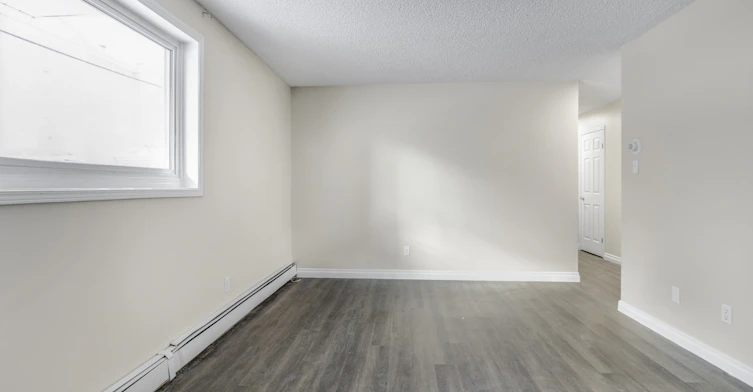 8640 106 Avenue Northwest, Edmonton, AB, T5H 0M7 - 24