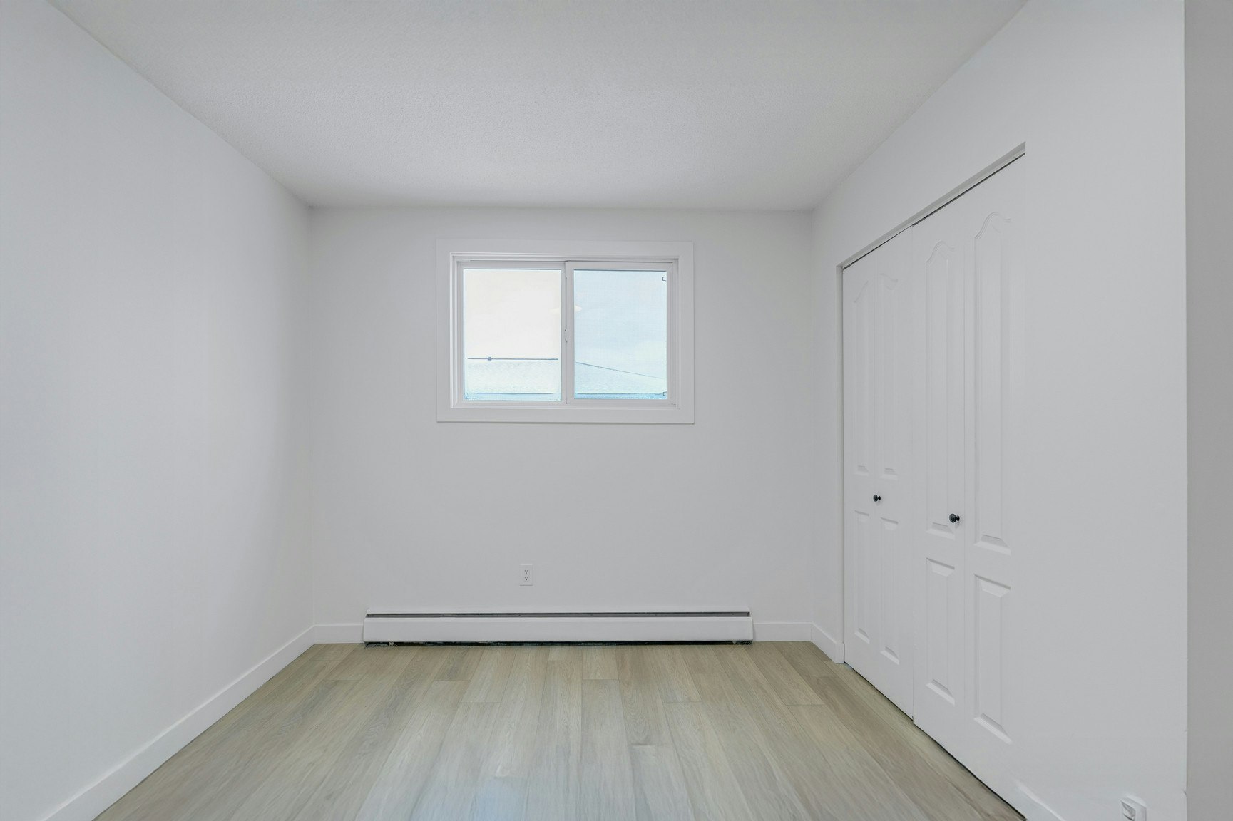 10707 106 Street, Edmonton, AB, T5H 2Y1 - 16