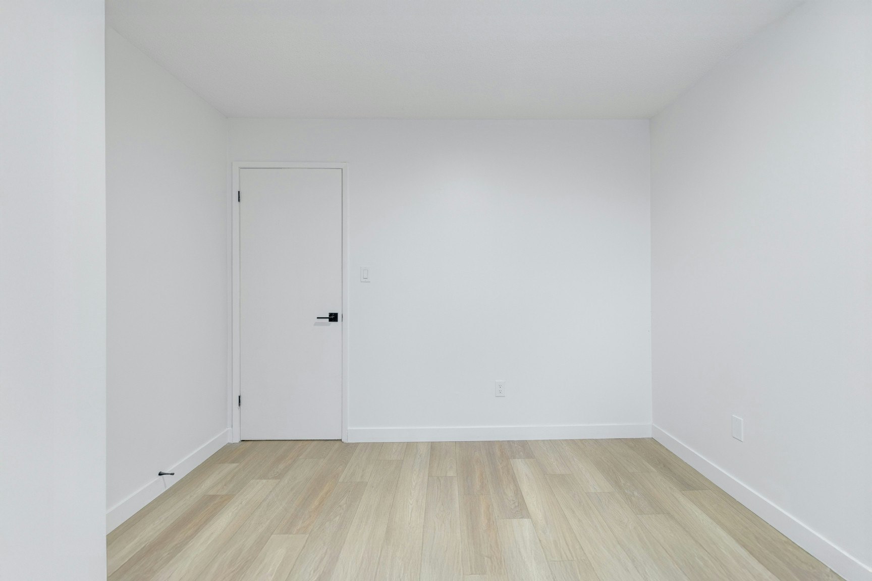 10707 106 Street, Edmonton, AB, T5H 2Y1 - 15